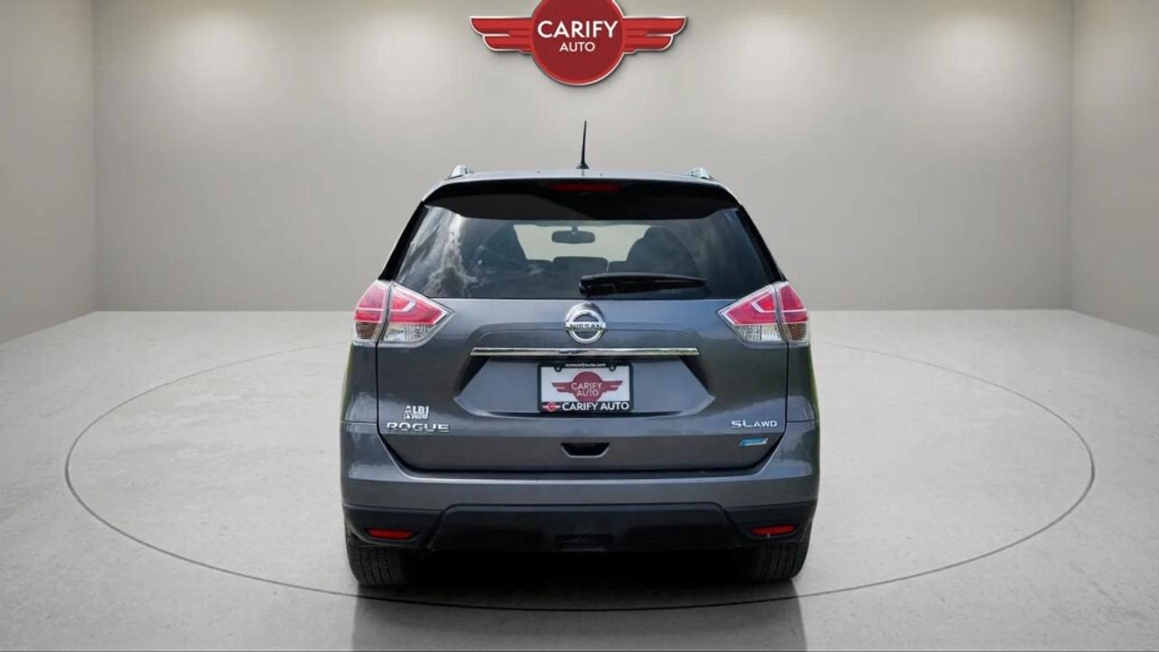 2015 Nissan Rogue SL AWD Photo