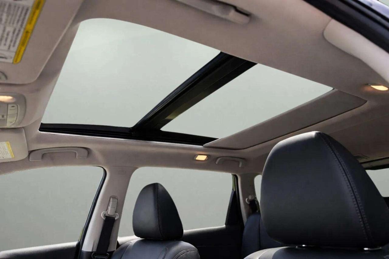 2015 Nissan Rogue SL AWD Photo