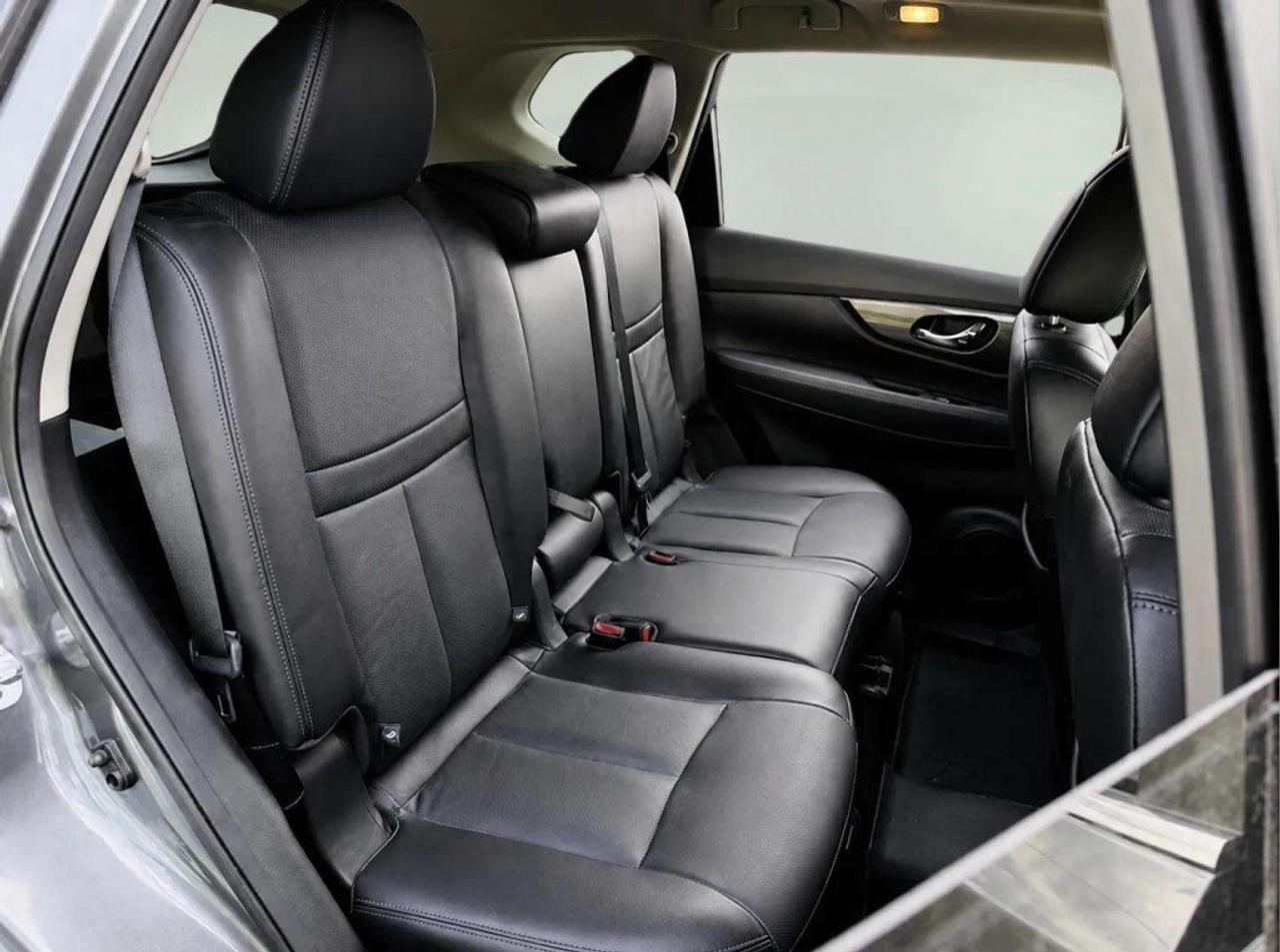 2015 Nissan Rogue SL AWD Photo