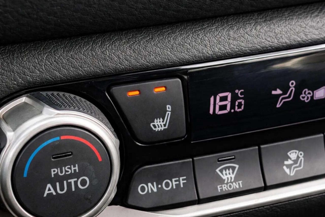 2019 Nissan Kicks SB Photo