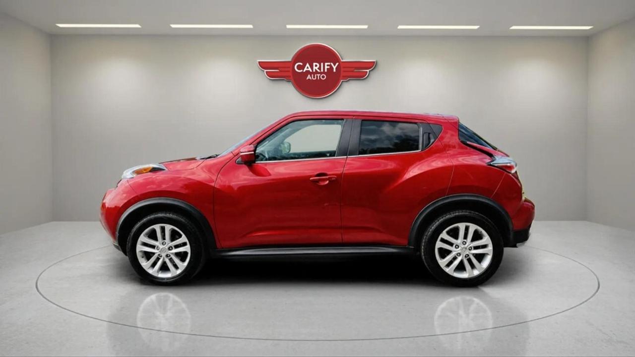2016 Nissan Juke SV FWD Photo