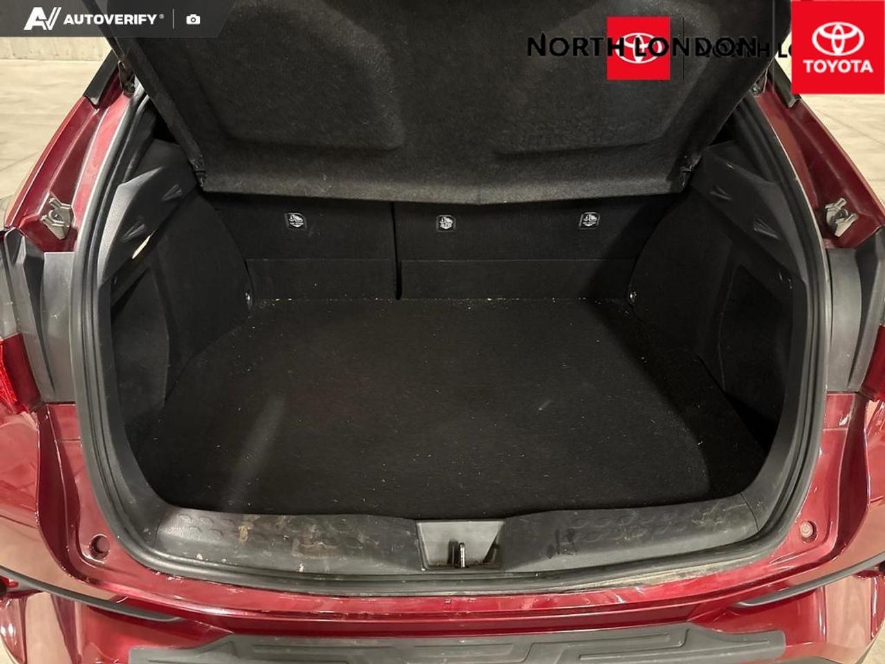 2019 Toyota C-HR Base 4dr Front-Wheel Drive Sport Utility Photo