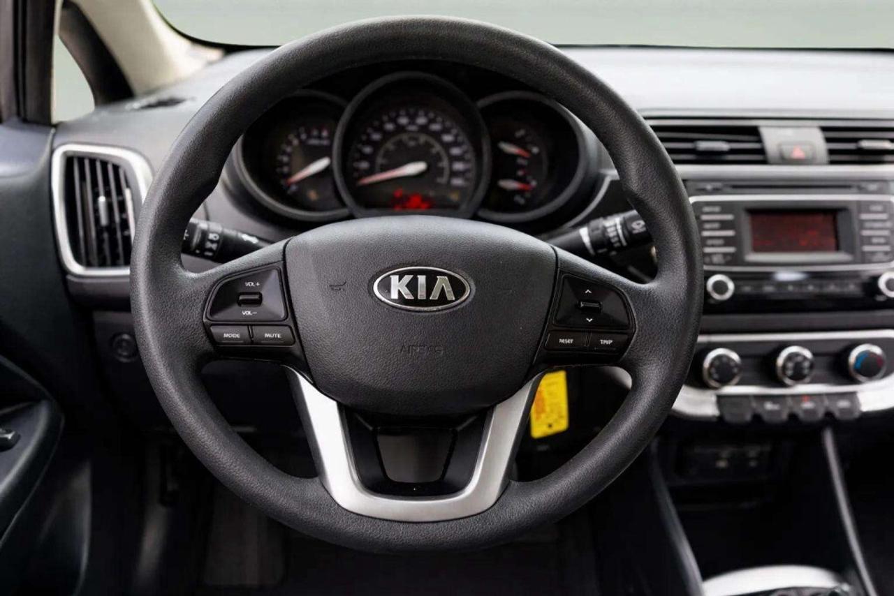 2016 Kia Rio LX  Sedan Manual Photo