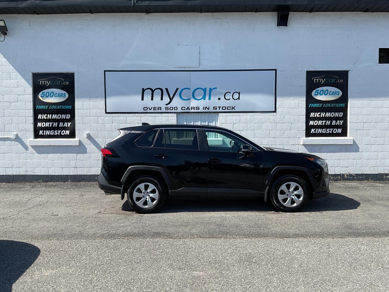 2024 Toyota RAV4 LE 4dr All-wheel Drive Photo