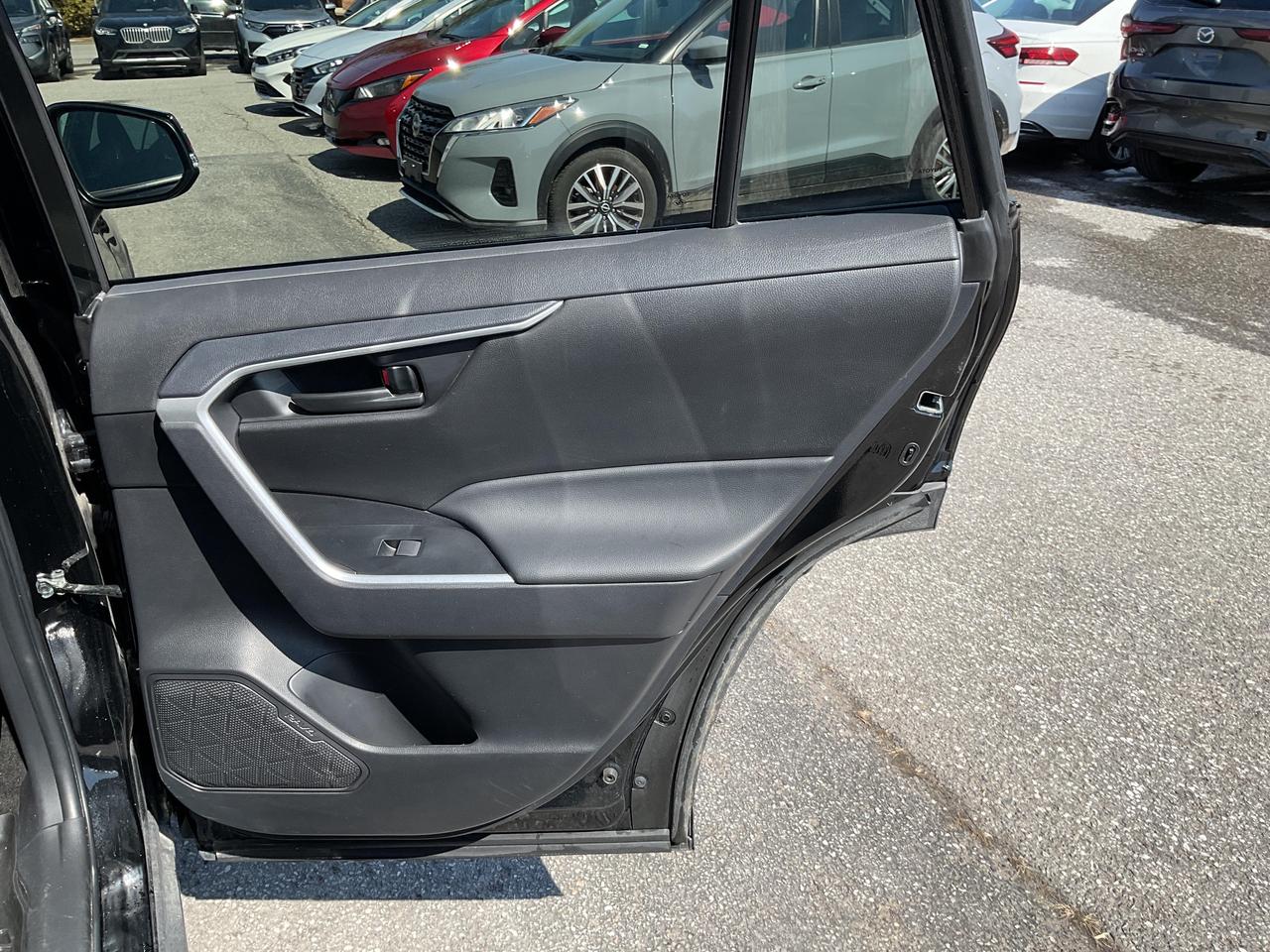 2024 Toyota RAV4 LE 4dr All-wheel Drive Photo