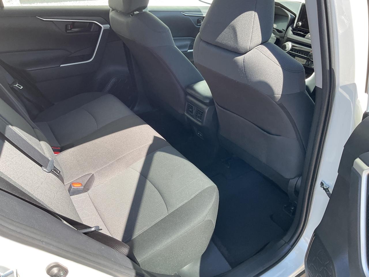 2024 Toyota RAV4 LE 4dr All-wheel Drive Photo