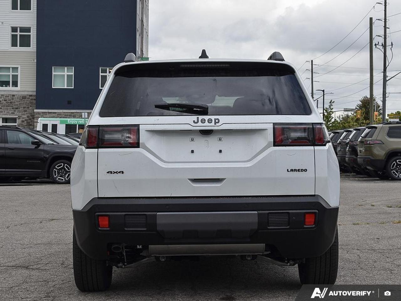 2026 Jeep Cherokee Laredo/Limited 4dr 4x4 Photo