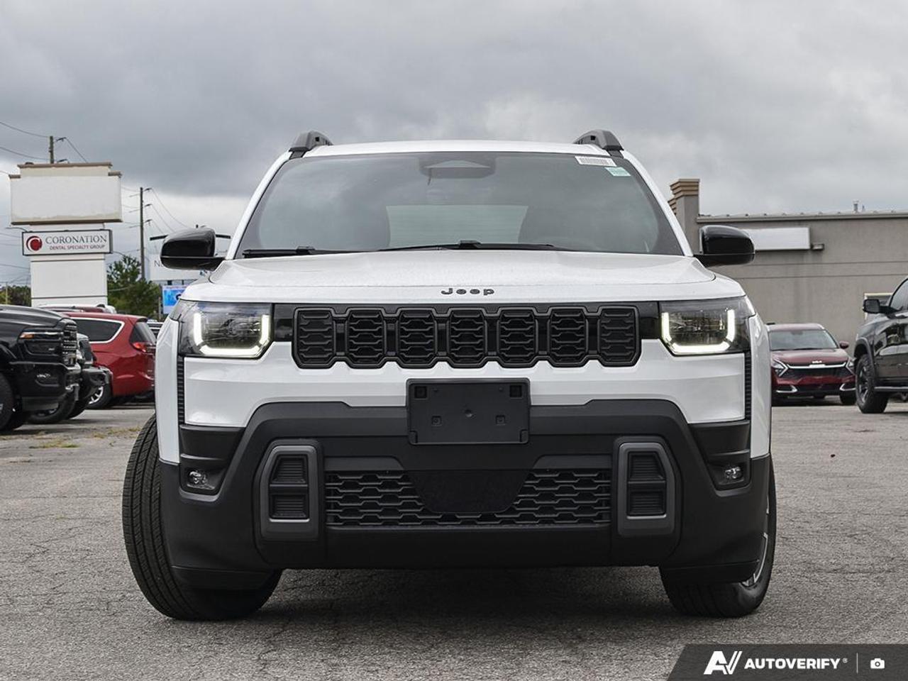 2026 Jeep Cherokee Laredo/Limited 4dr 4x4 Photo5