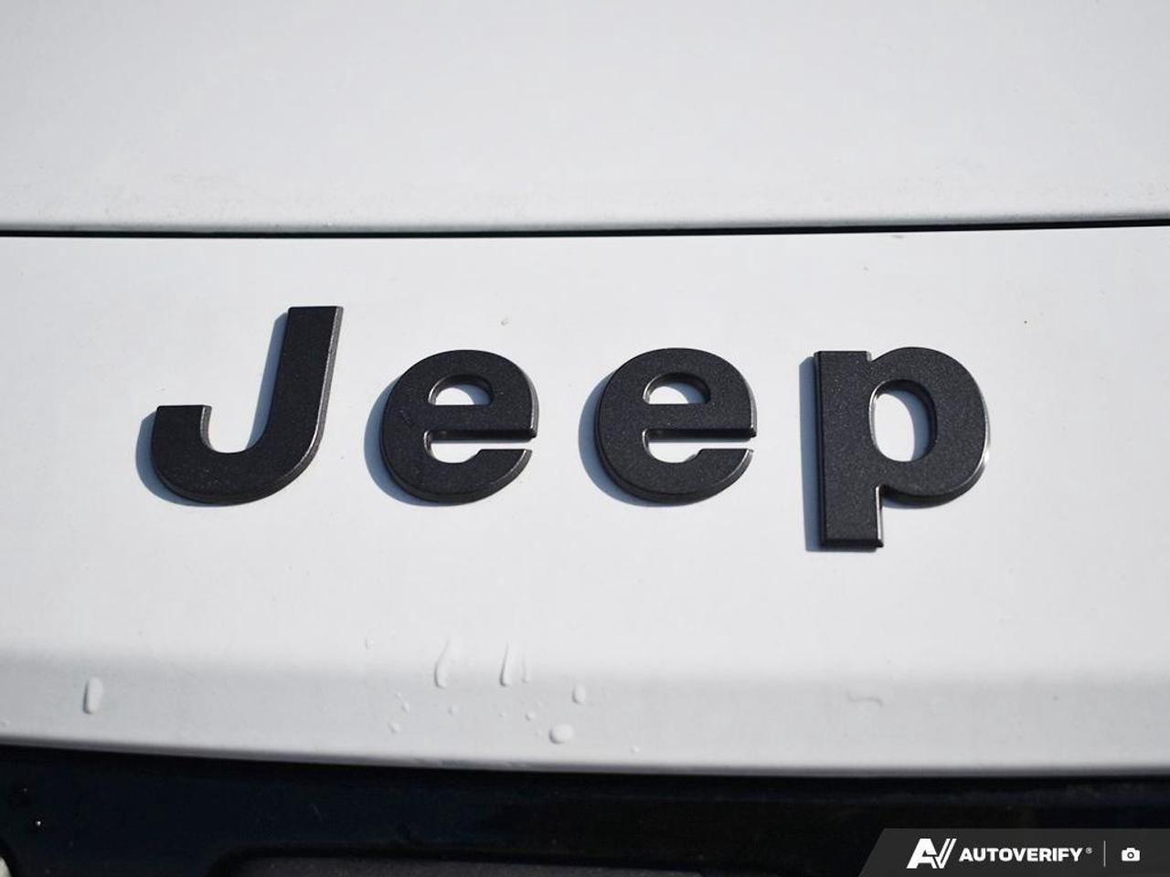 2026 Jeep Cherokee Laredo/Limited 4dr 4x4 Photo