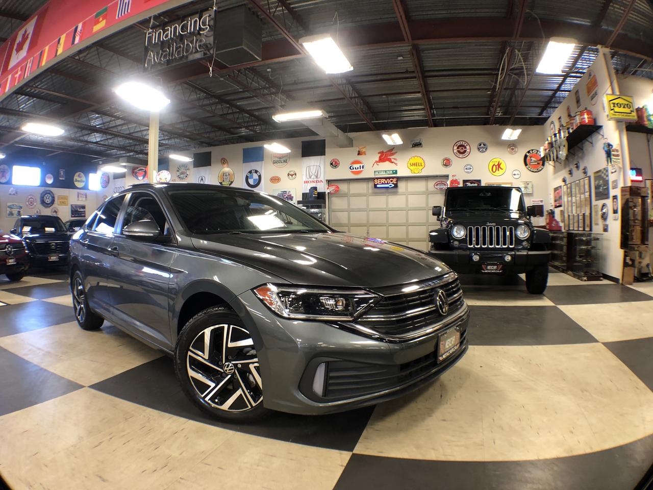 2023 Volkswagen Jetta HIGHLINE LEATHER PAN/ROOF NAV B/SPOT BACKUP CAMERA