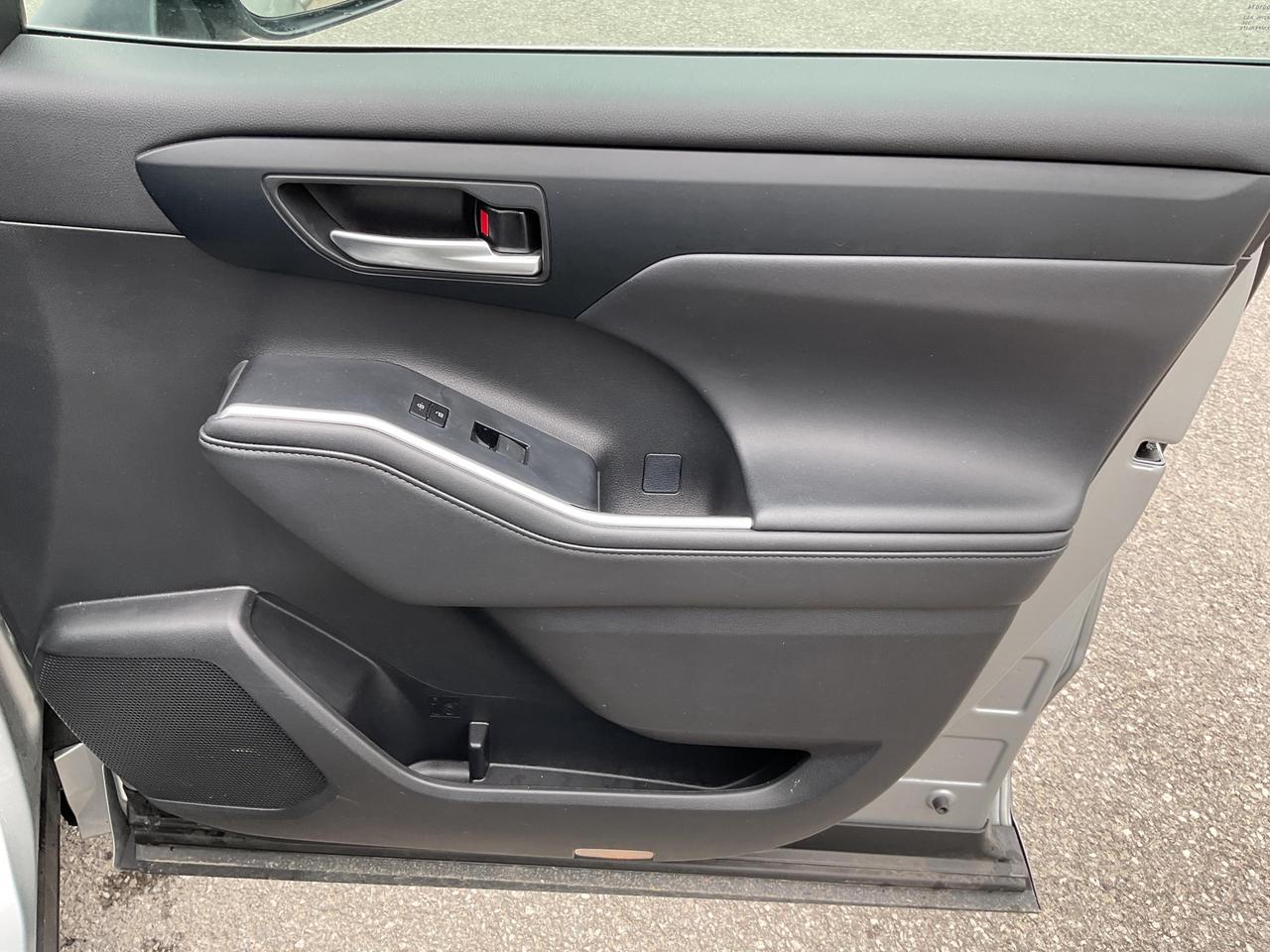 2024 Toyota Highlander  Photo