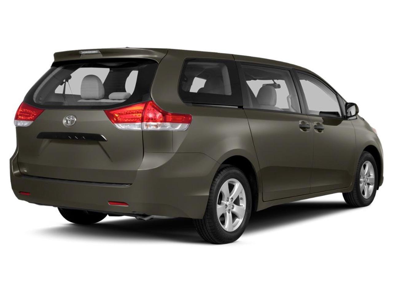 2013 Toyota Sienna XLE 7 Passenger 4dr Front-wheel Drive Passenger Van Photo