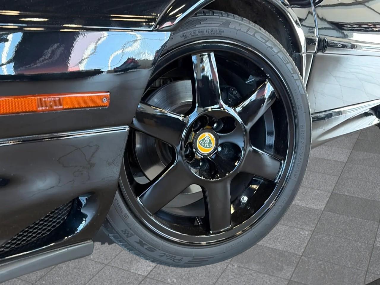1998 Lotus Esprit  Photo
