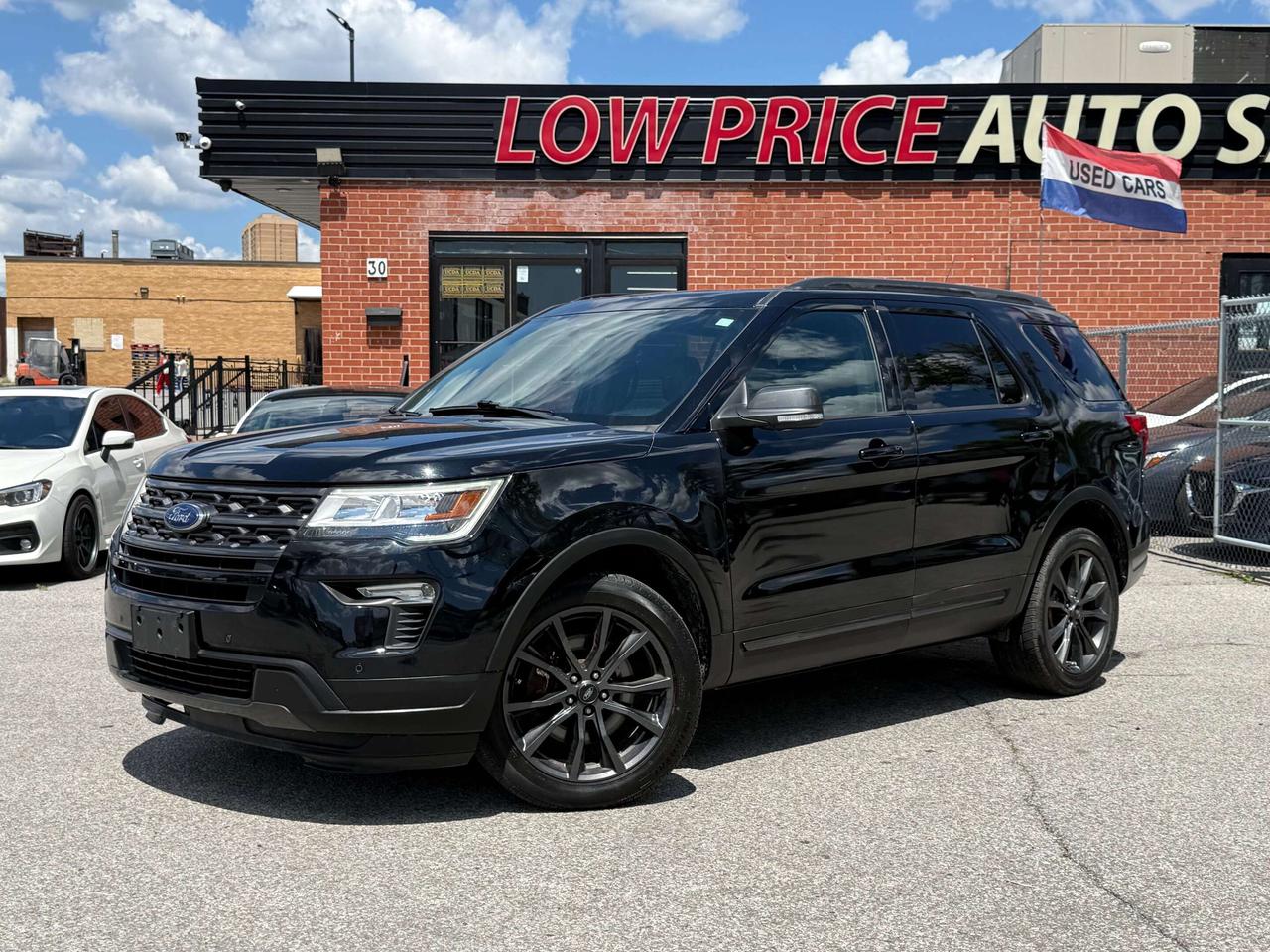 2018 Ford Explorer XLT l 4WD l Reverse Cam l Tow Mode l HTD Seats l Photo
