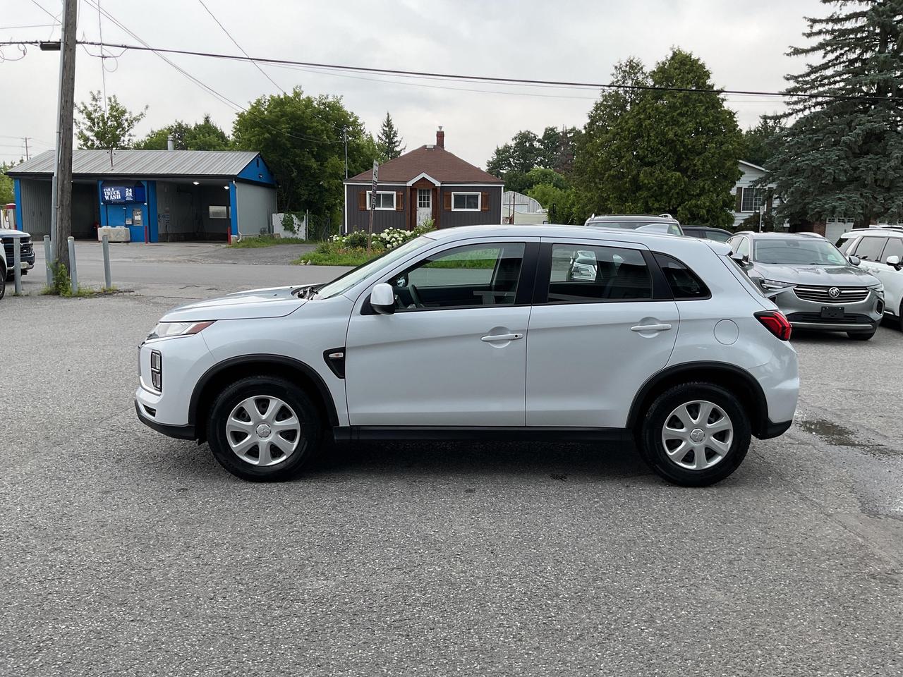 2024 Mitsubishi RVR ES 4dr AWC Photo