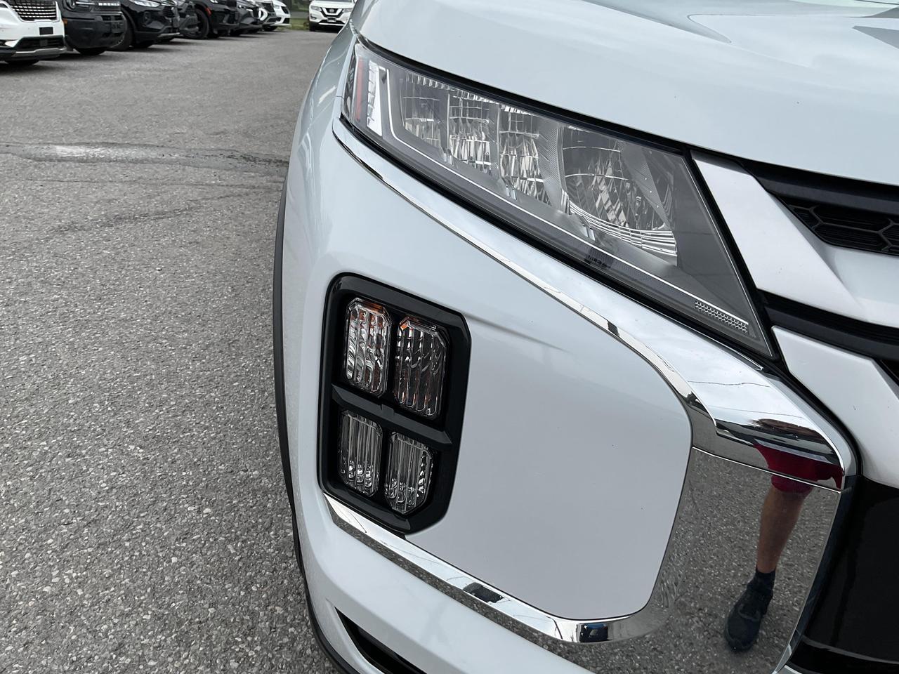 2024 Mitsubishi RVR ES 4dr AWC Photo