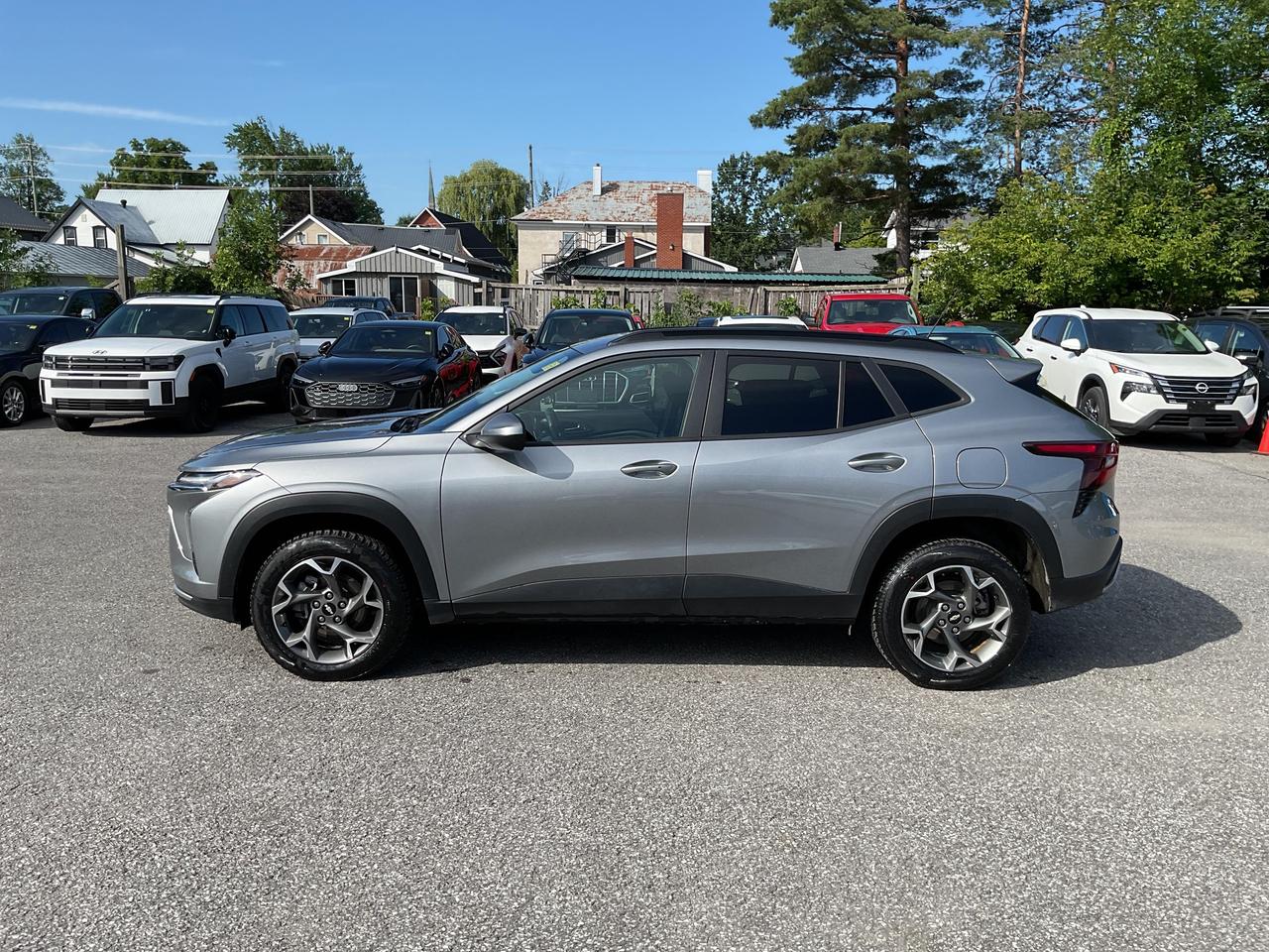 2025 Chevrolet Trax LT 4dr Front-Wheel Drive Photo