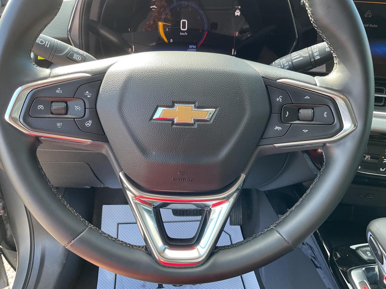 2025 Chevrolet Trax LT 4dr Front-Wheel Drive Photo