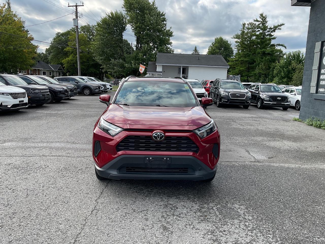 2023 Toyota RAV4 XLE 4dr All-wheel Drive Photo