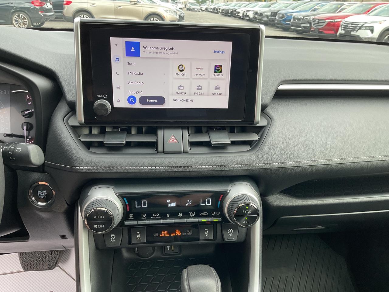 2023 Toyota RAV4 XLE 4dr All-wheel Drive Photo