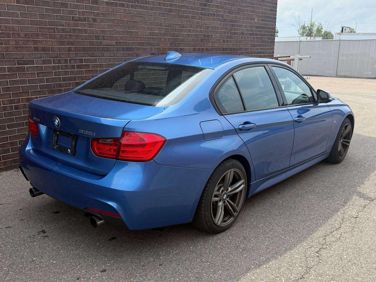 2013 BMW 335i 335i xDrive, NO ACCIDENT, MANUAL TRANSMISSION Photo
