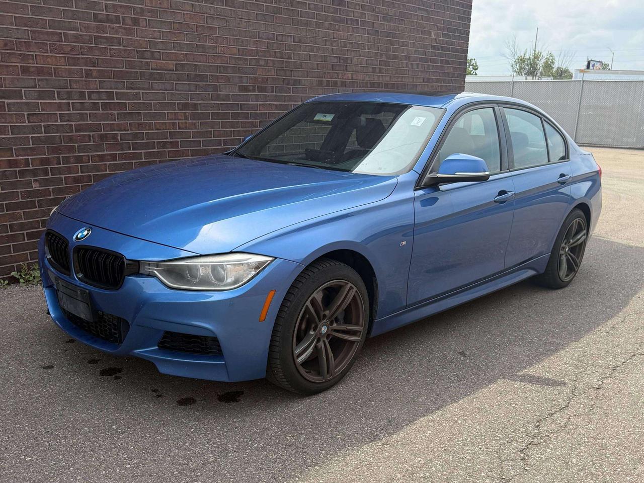 2013 BMW 335i 335i xDrive, NO ACCIDENT, MANUAL TRANSMISSION Photo
