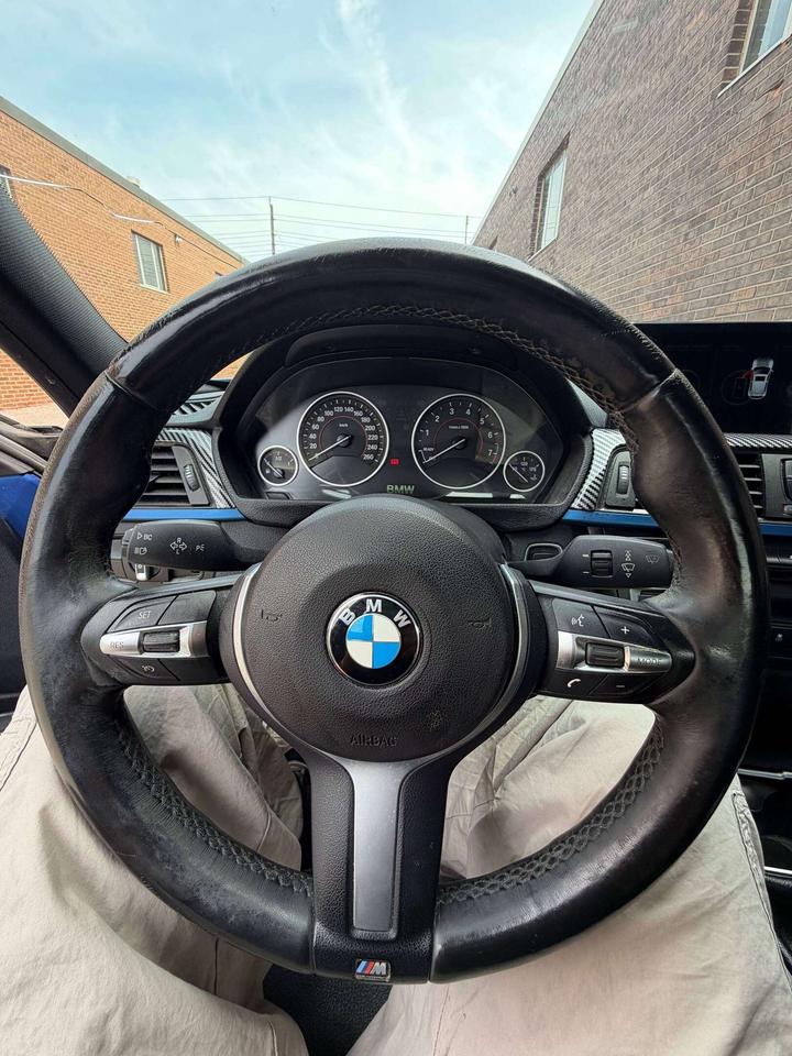 2013 BMW 335i 335i xDrive, NO ACCIDENT, MANUAL TRANSMISSION Photo