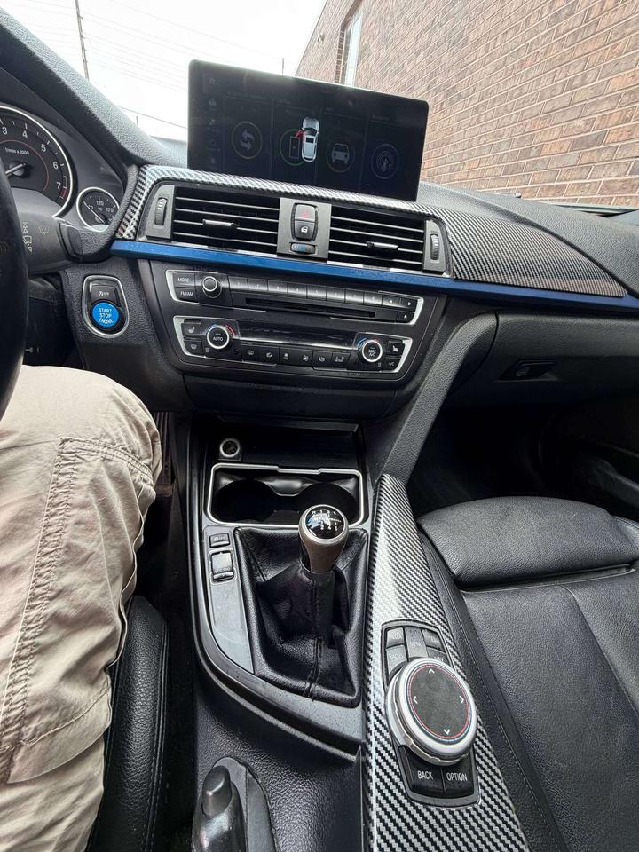 2013 BMW 335i 335i xDrive, NO ACCIDENT, MANUAL TRANSMISSION Photo