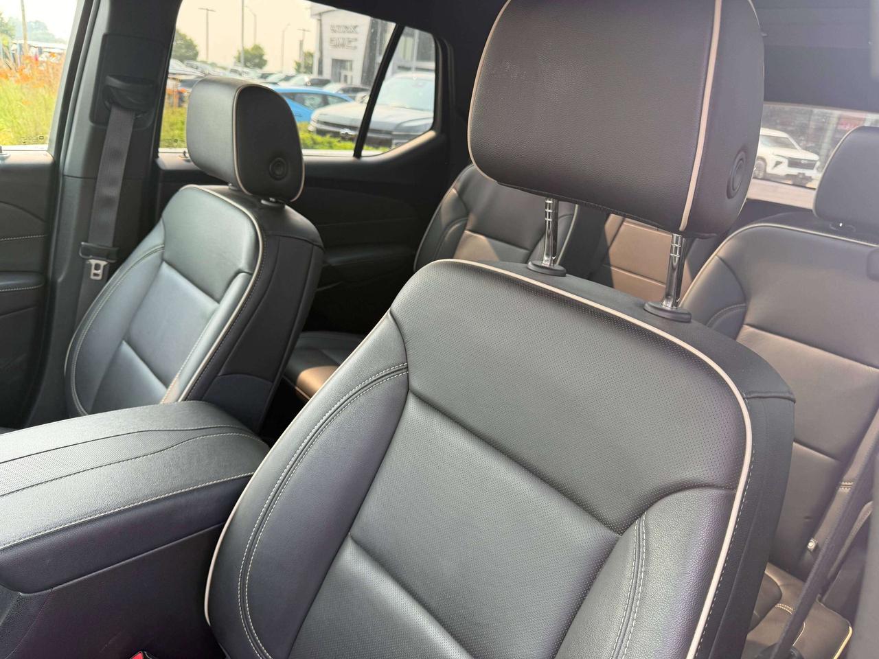 2023 Chevrolet Traverse Premier   REDLINE EDT   NO CLAIMS   ONE OWNER Photo