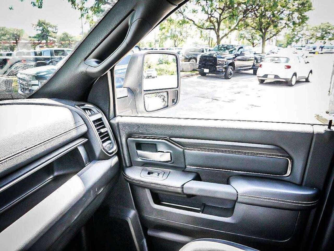 2025 RAM 2500  Photo