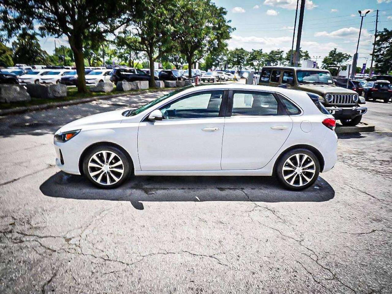 2018 Hyundai Elantra  Photo