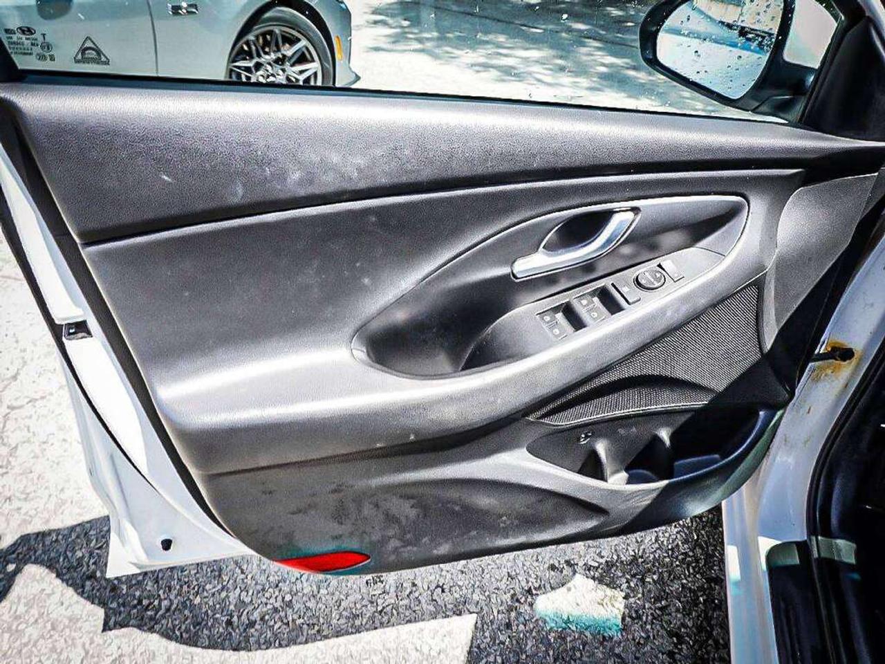 2018 Hyundai Elantra  Photo