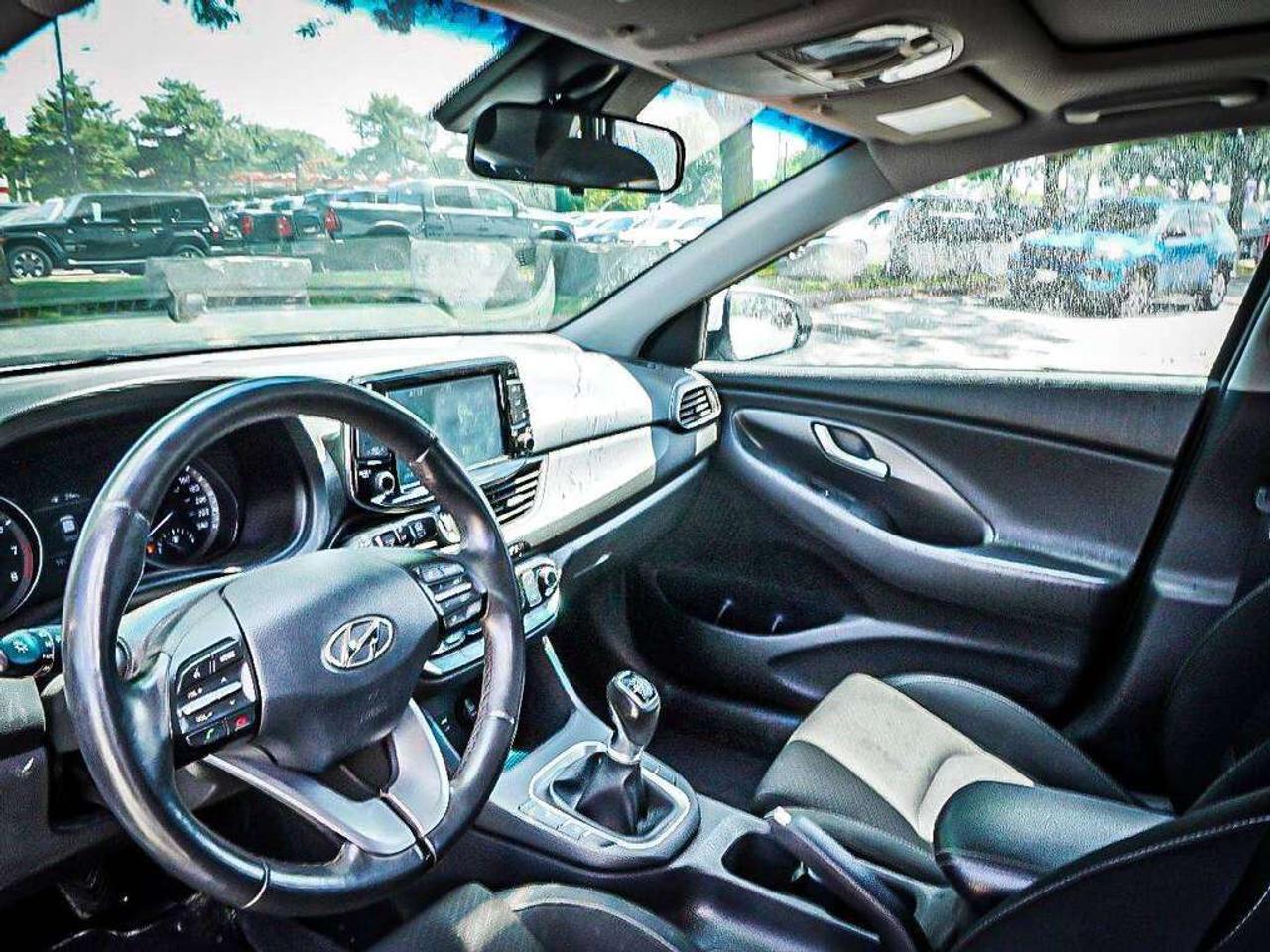 2018 Hyundai Elantra  Photo