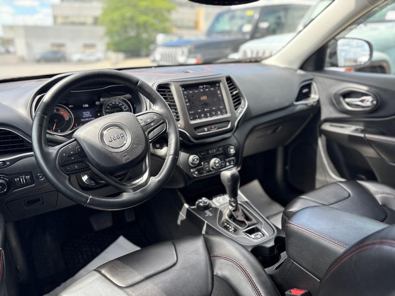 2019 Jeep Cherokee Trailhawk 4dr 4x4 Photo