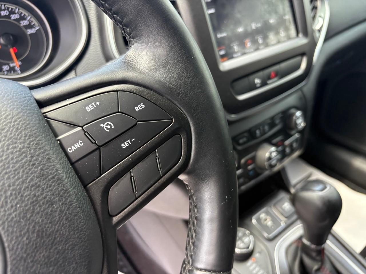 2019 Jeep Cherokee Trailhawk 4dr 4x4 Photo