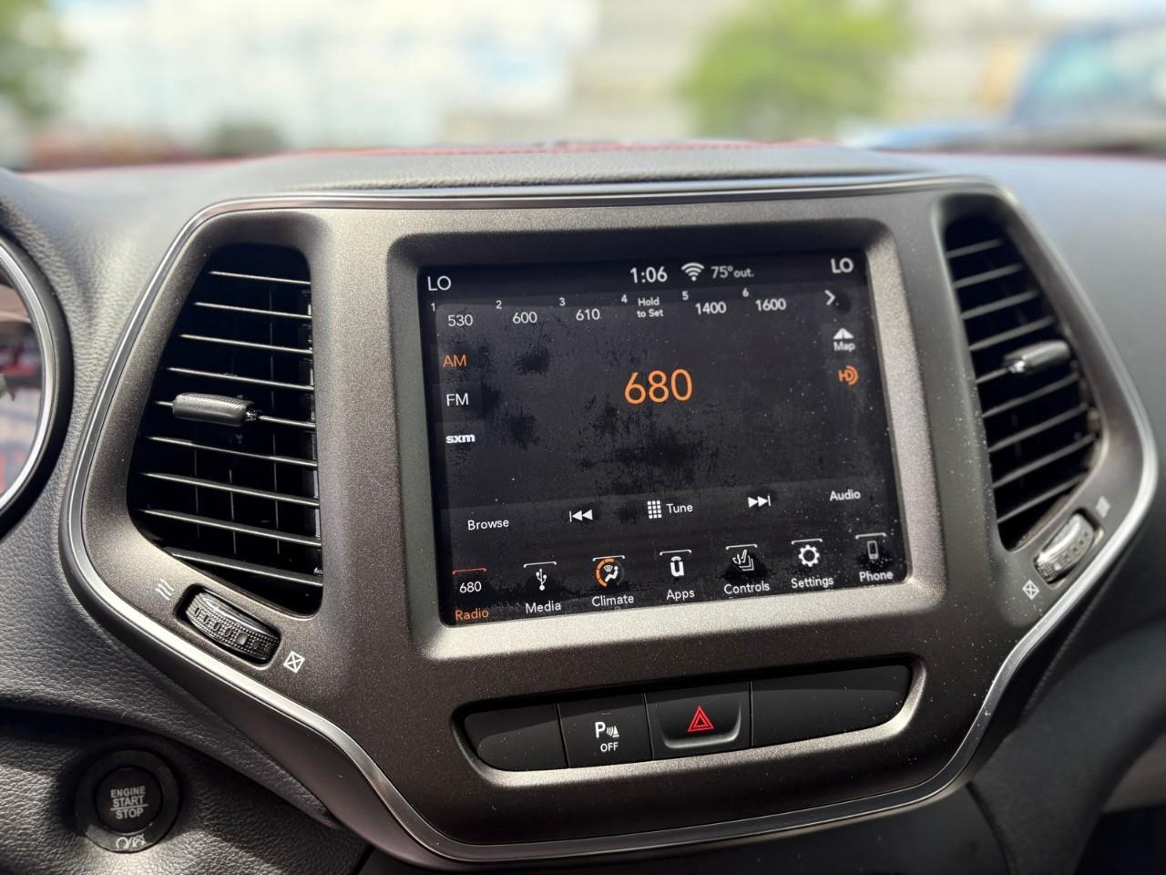 2019 Jeep Cherokee Trailhawk 4dr 4x4 Photo