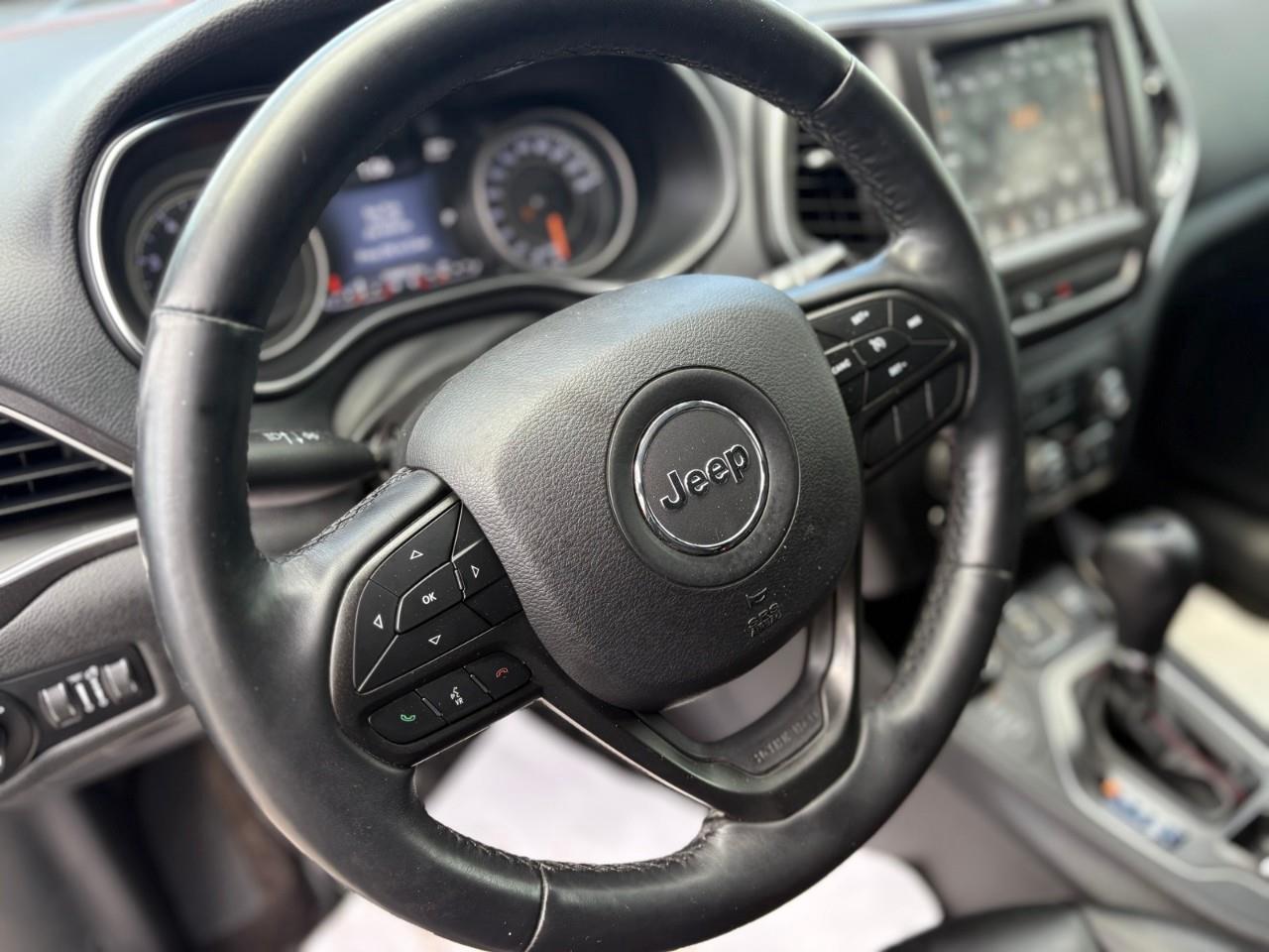 2019 Jeep Cherokee Trailhawk 4dr 4x4 Photo