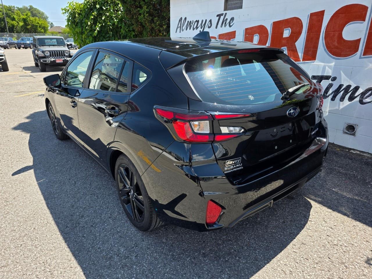 2024 Subaru Impreza Touring 4dr Hatchback Photo