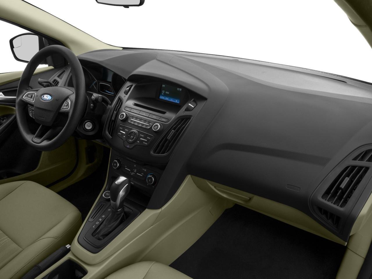 2016 Ford Focus SE 4DR SEDAN Photo