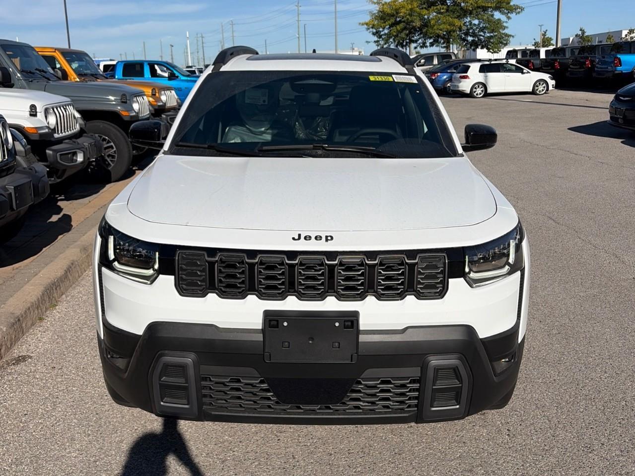 2026 Jeep Cherokee  Photo5
