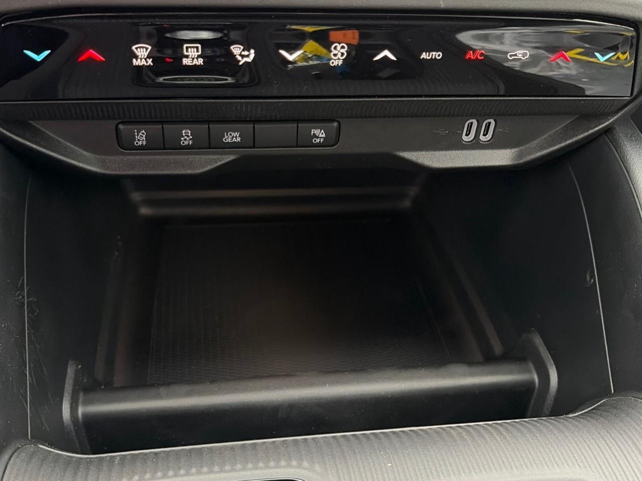 2026 Jeep Cherokee  Photo