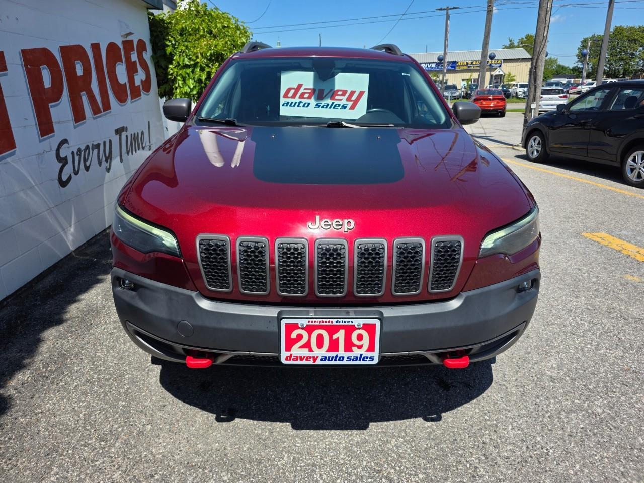 2019 Jeep Cherokee Trailhawk 4dr 4x4 Photo5