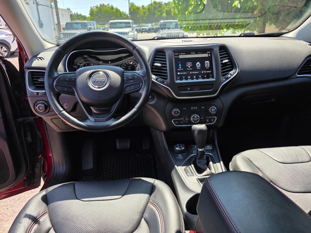 2019 Jeep Cherokee Trailhawk 4dr 4x4 Photo