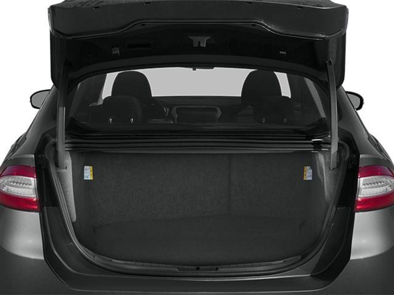 2014 Ford Fusion SE 4dr Front-wheel Drive Sedan Photo