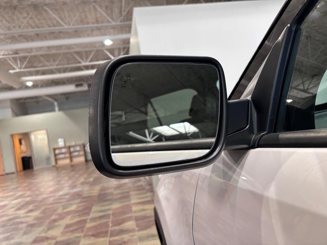 2017 Ford Explorer 4WD 4dr XLT Photo