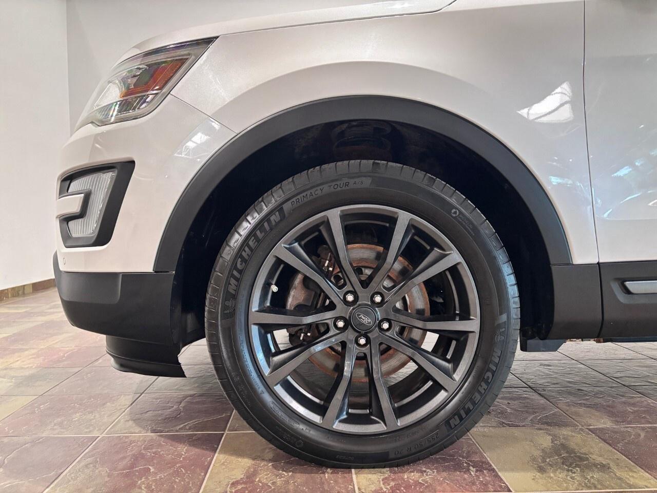 2017 Ford Explorer 4WD 4dr XLT Photo