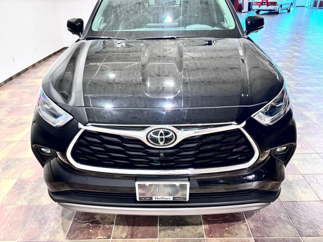 2026 Toyota Highlander HYBRID Limited AWD Photo