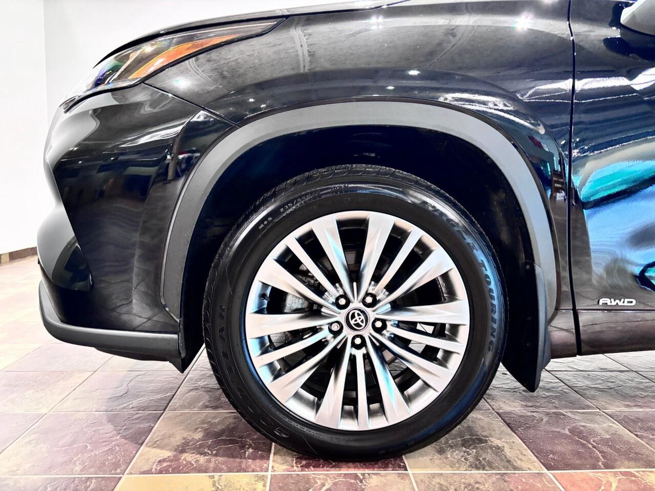 2026 Toyota Highlander HYBRID Limited AWD Photo