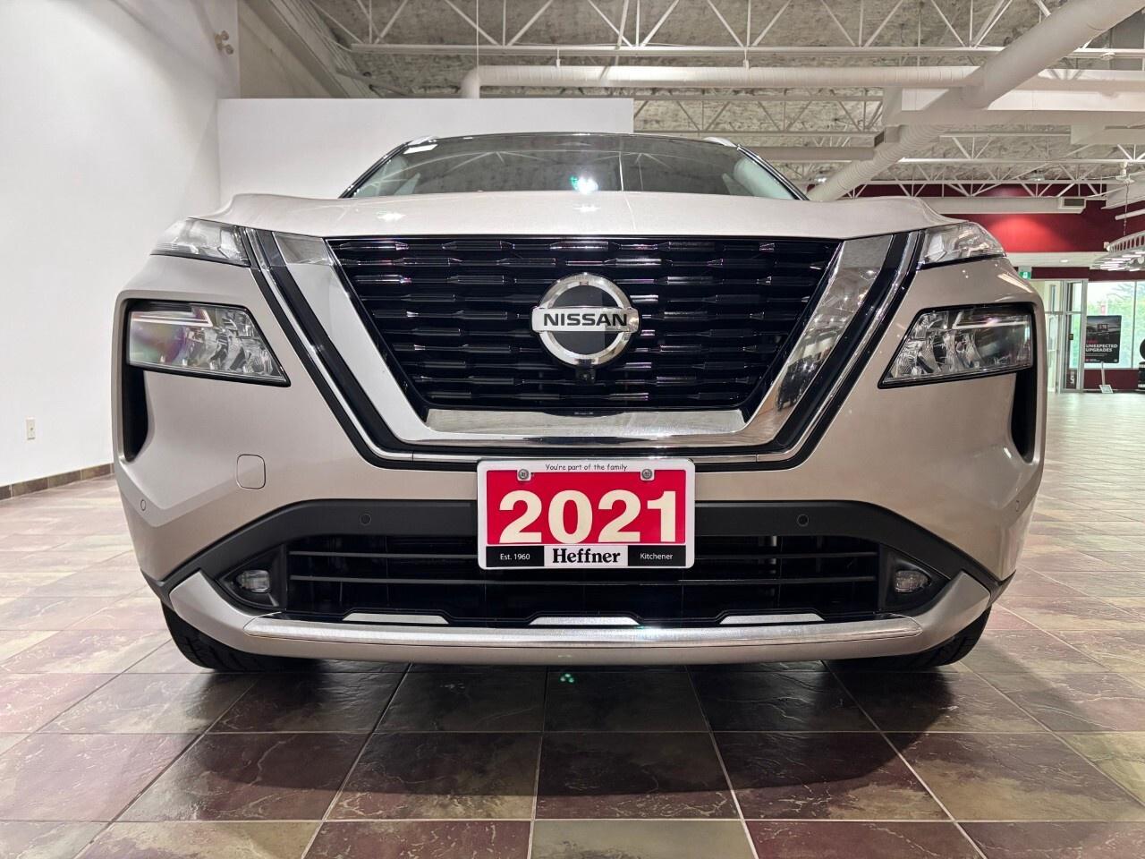 2021 Nissan Rogue AWD Platinum Photo