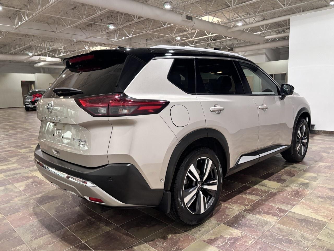 2021 Nissan Rogue AWD Platinum Photo